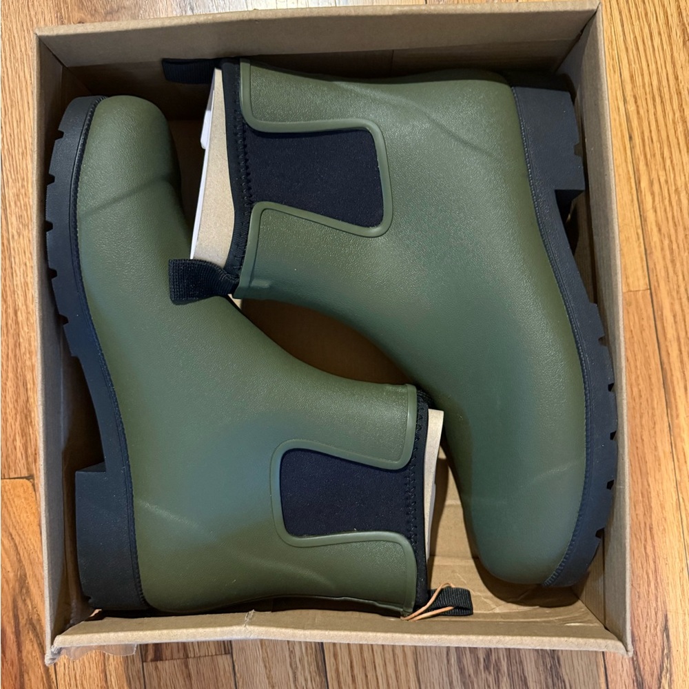Quince Chelsea Rain Boot 10 NWT - Picture 6 of 7